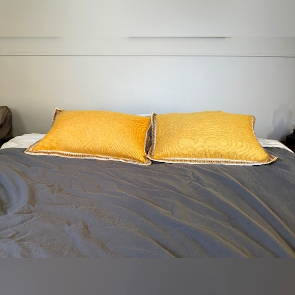 Throw Pillows - Picture 4 of 4